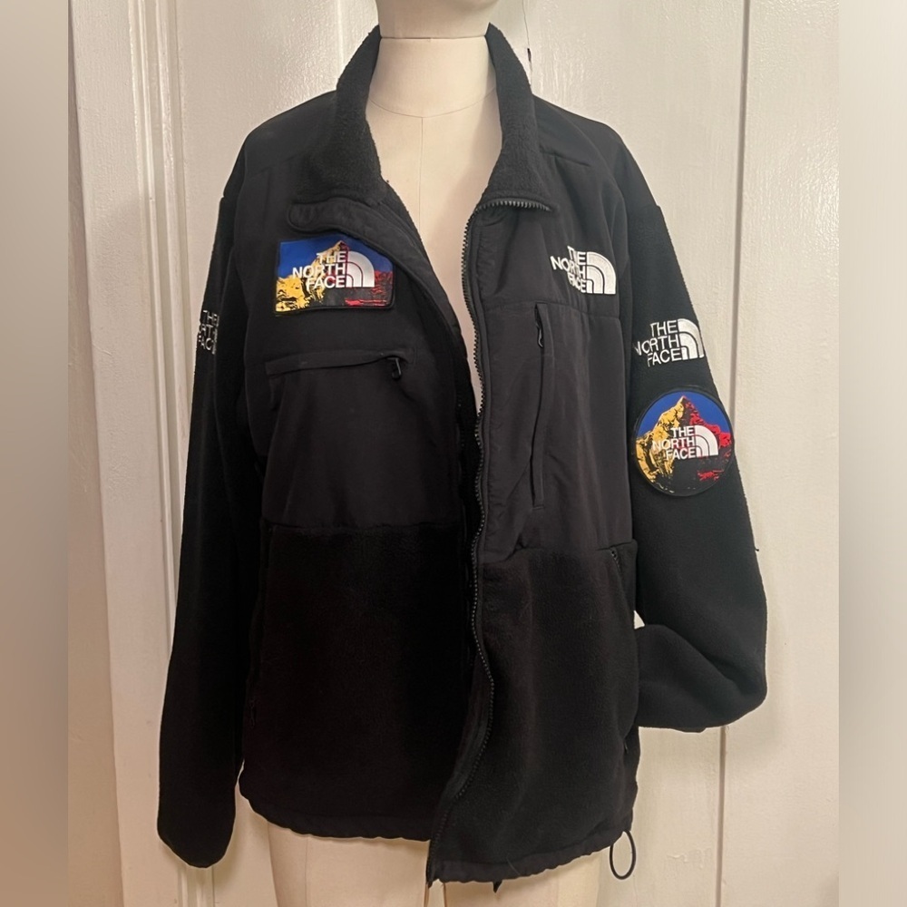 North Face Seven Summits 96 Retro Denali jacket. Size Medium.